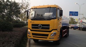 東風(fēng)天龍后雙橋灑水車